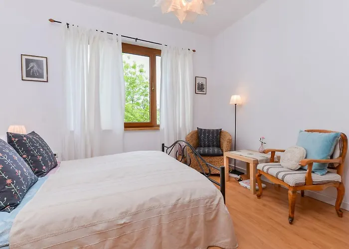 Shik & Chic One Bedroom Central Apartment Graf Ignatiev X Shishman Corner By Flat Mаnager