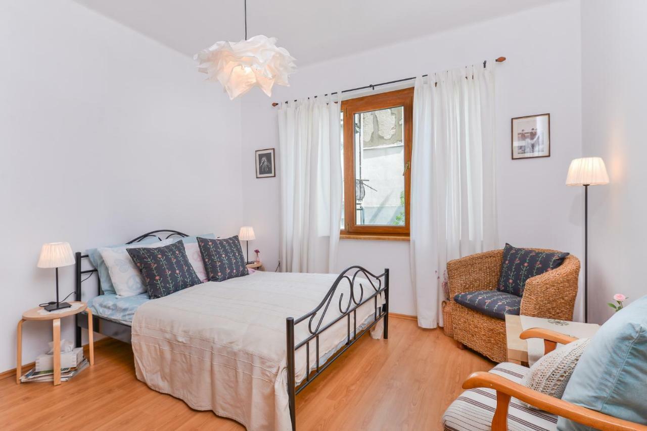 Shik & Chic One Bedroom Graf Ignatiev X Shishman Corner By Flat Mаnager Apartment